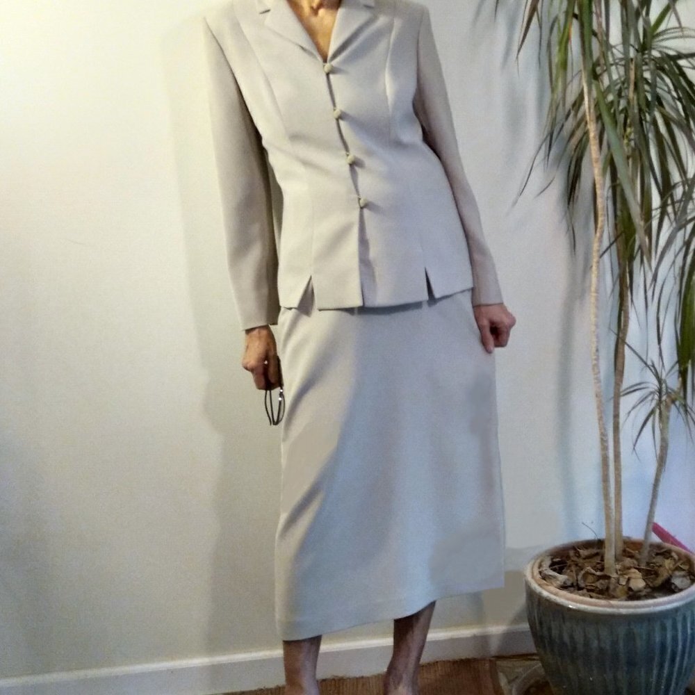 Neutral Cream Midi Skirt & Blazer Business To Evening Suit Vintage Suit Sz 8